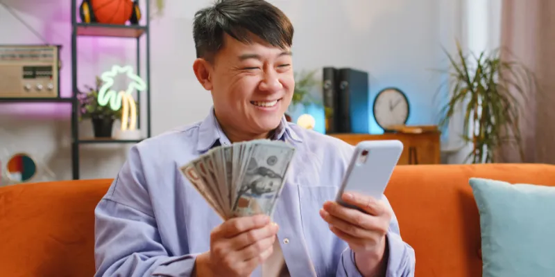 Mơ người yêu cũ đi với người mới điềm gì 